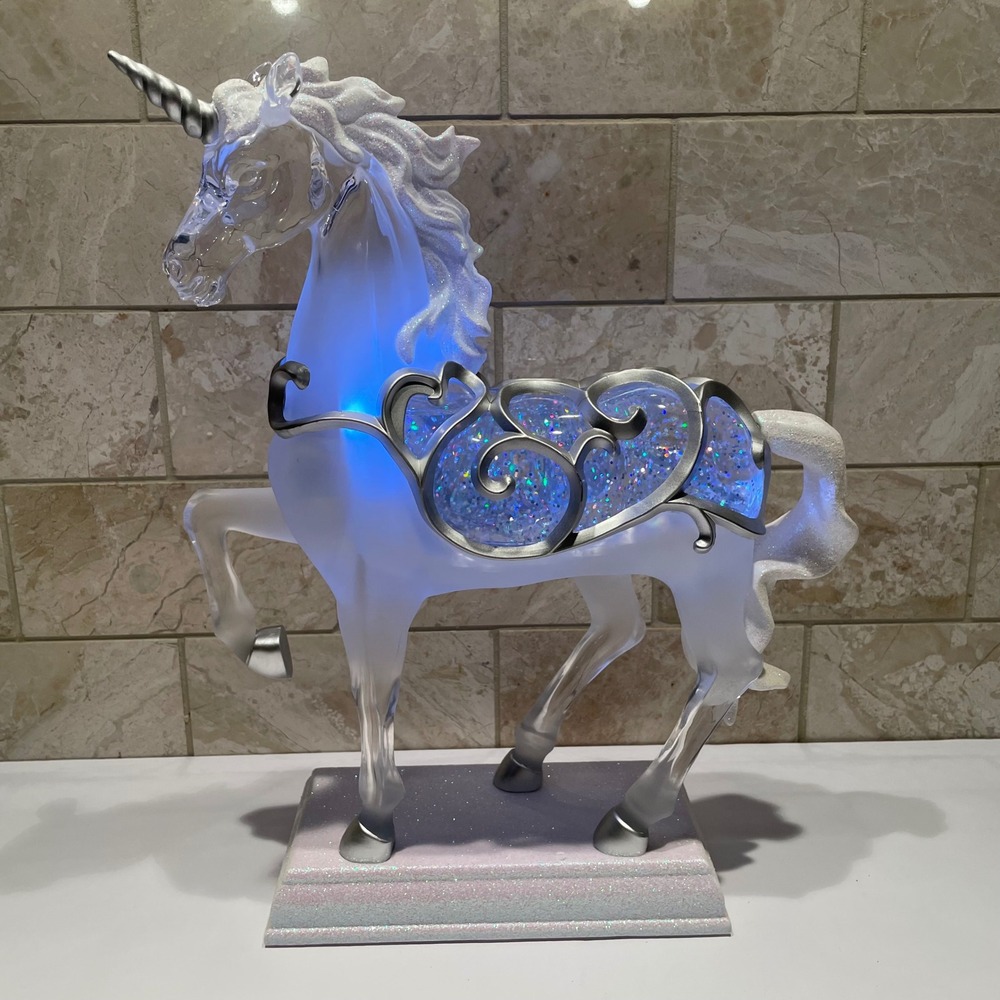 Cracker Barrel Light Up LED Unicorn Figurine Frosted Acrylic Snow Globe Glitter - Picture 3 of 7